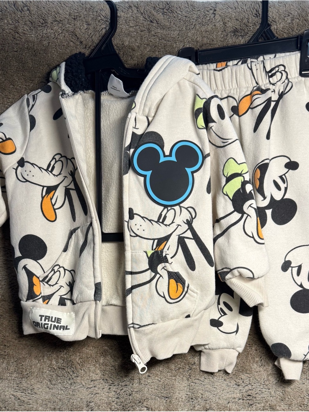 Disney Mickey Mouse & Friends 2T 2-Piece Fleece Zip Hoodie Jacket & Pants